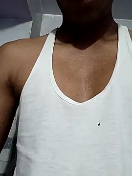 Snapshot of hotvarunrita chatting on 10/17/25, 02:59 hotvarunrita online show from 10/17/25, 02:59