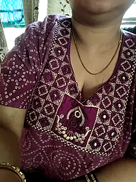 cuteyqueen online show from 02/19/26, 10:45