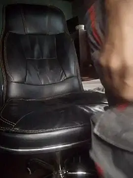 Naughty Ratty online show from 11/12/25, 08:51