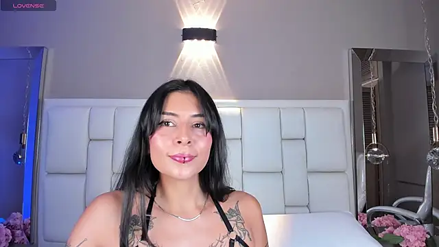 Snapshot of JessyEvans chatting on 09/15/25, 07:14 JessyEvans online show from 09/15/25, 07:14