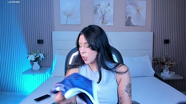 JessyEvans online show from 06/11/26, 07:22