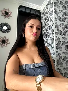 AbbyMillerrr online show from 11/19/25, 04:40