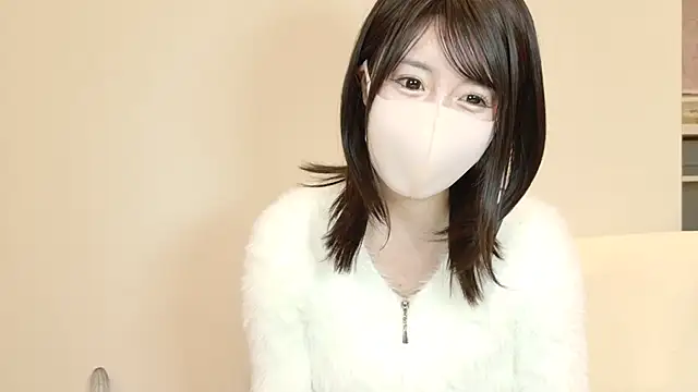 Snapshot of xx_natsumegu_xx chatting on 12/26/24, 04:10 xx natsumegu xx online show from 12/26/24, 04:10
