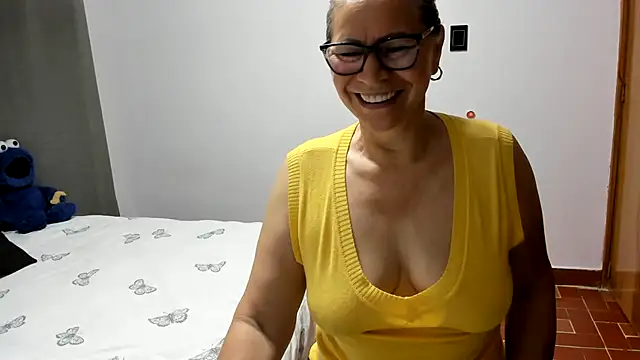 Snapshot of Carlaa-69 chatting on 06/15/26, 09:31 Carlaa-69 online show from 06/15/26, 09:31