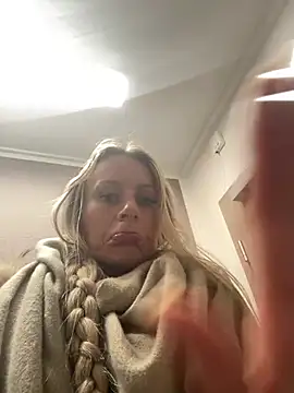 X JamieLove X online show from 01/25/25, 08:53