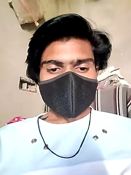 Snapshot of Yasha_14C_Creator chatting on 10/17/25, 05:22 Yasha 14C Creator online show from 10/17/25, 05:22