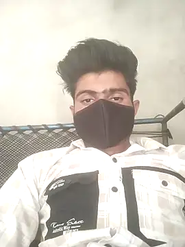 Snapshot of Yasha_14C_Creator chatting on 02/13/25, 04:32 Yasha 14C Creator online show from 02/13/25, 04:32