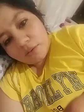 keterinjones--11 online show from 10/17/25, 08:06