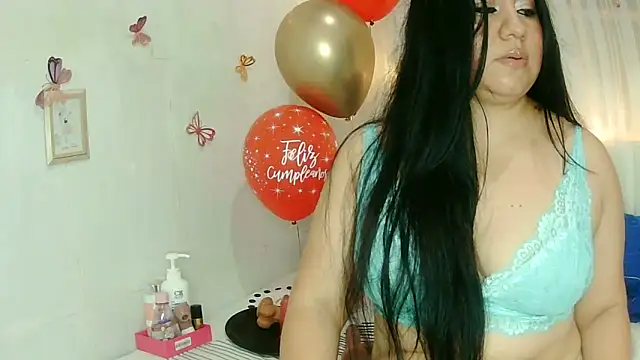 keterinjones--11 online show from 09/11/25, 09:48