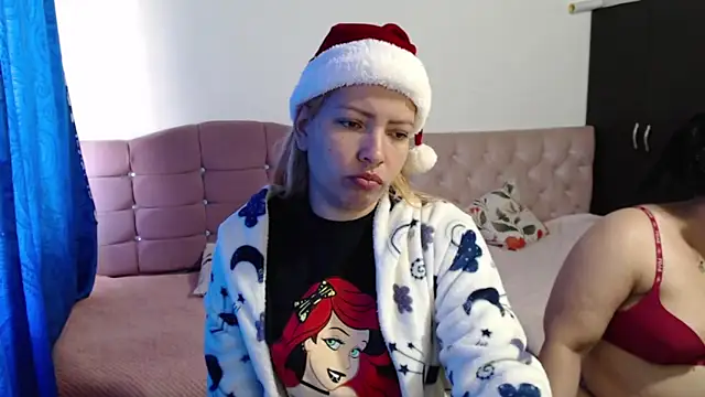 Snapshot of THEBOSSLARA chatting on 12/17/25, 02:22 THEBOSSLARA online show from 12/17/25, 02:22