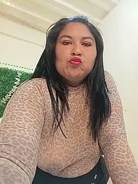 Snapshot of Marcela87 chatting on 05/19/26, 07:10 Marcela87 online show from 05/19/26, 07:10