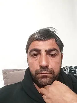 Snapshot of Muratcanik44 chatting on 03/07/26, 11:32 Muratcanik44 online show from 03/07/26, 11:32
