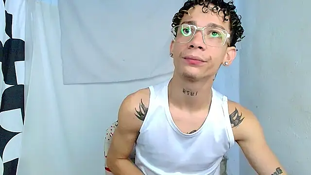 Snapshot of mateodeamjo chatting on 06/04/26, 03:22 mateodeamjo online show from 06/04/26, 03:22