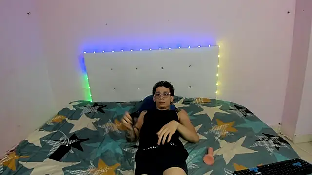 Snapshot of mateodeamjo chatting on 10/28/25, 06:34 mateodeamjo online show from 10/28/25, 06:34