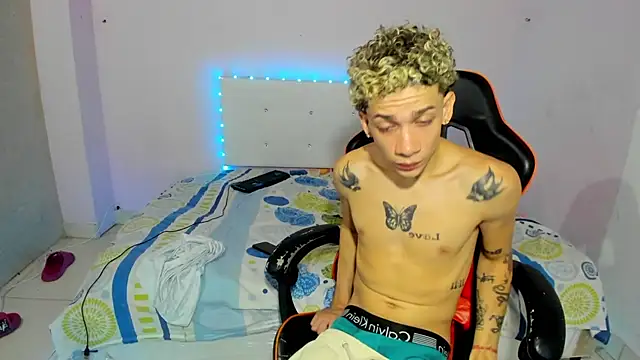 Snapshot of mateodeamjo chatting on 11/01/25, 07:13 mateodeamjo online show from 11/01/25, 07:13