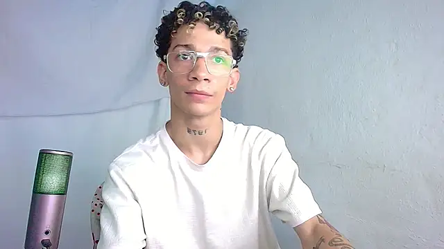 Snapshot of mateodeamjo chatting on 06/01/26, 11:59 mateodeamjo online show from 06/01/26, 11:59