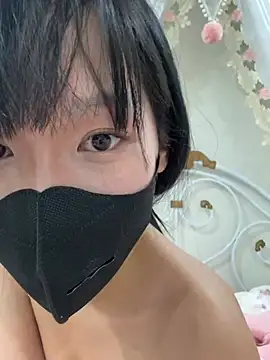 Snapshot of Gyuu-Nyuu chatting on 01/10/26, 11:05 Gyuu-Nyuu online show from 01/10/26, 11:05