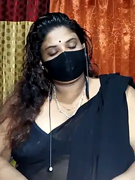 Snapshot of Dusto_Meye chatting on 10/10/25, 02:18 Dusto Meye online show from 10/10/25, 02:18