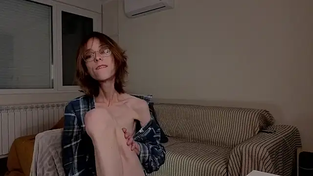 amber quell here online show from 11/07/25, 02:54