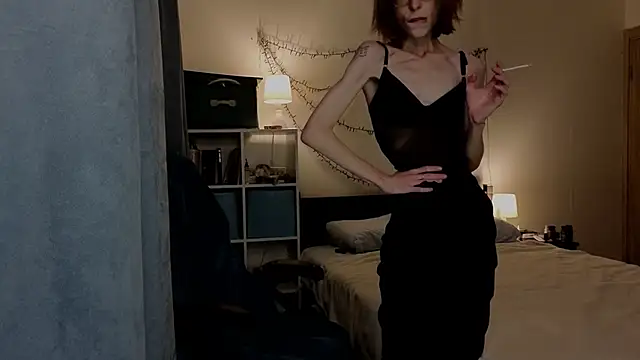 amber quell here online show from 10/24/25, 03:11