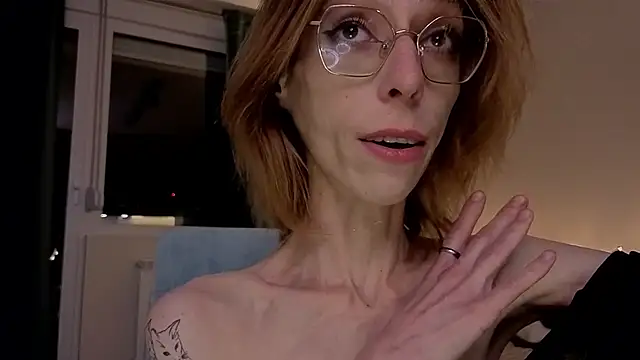 amber quell here online show from 01/08/26, 05:19