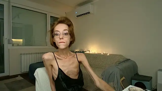 Snapshot of amber_quell_here chatting on 07/13/26, 05:12 amber quell here online show from 07/13/26, 05:12