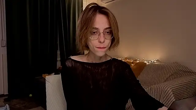 amber quell here online show from 03/07/26, 05:40