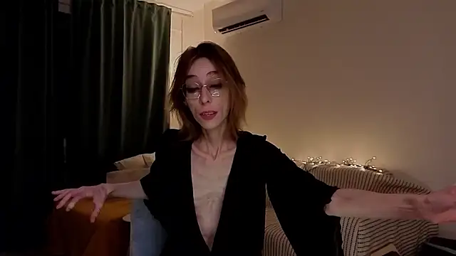 amber quell here online show from 01/11/26, 05:09