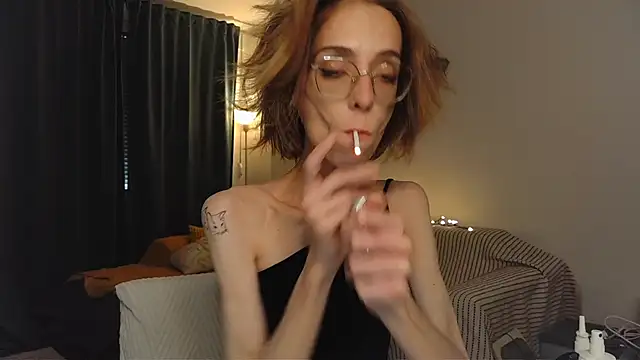 amber quell here online show from 04/18/26, 03:25