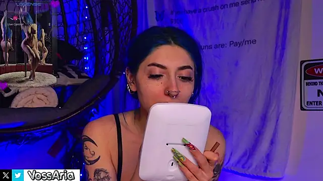 AriaVoss online show from 04/14/26, 09:09