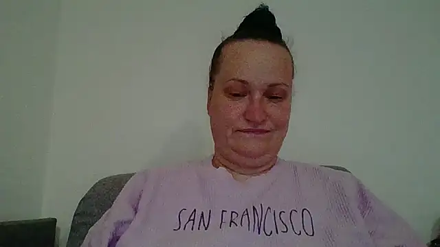 Snapshot of _squirty_cum_lady_ chatting on 10/08/25, 01:40 squirty cum lady online show from 10/08/25, 01:40