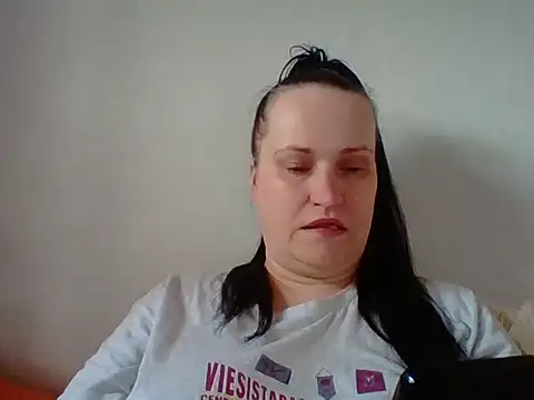 Snapshot of _squirty_cum_lady_ chatting on 03/14/25, 10:29 squirty cum lady online show from 03/14/25, 10:29