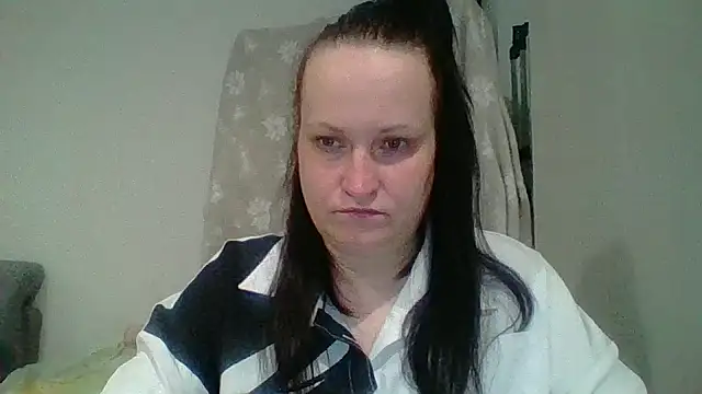 Snapshot of _squirty_cum_lady_ chatting on 11/12/25, 04:11 squirty cum lady online show from 11/12/25, 04:11