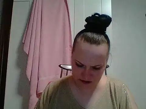Snapshot of _squirty_cum_lady_ chatting on 03/22/25, 05:41 squirty cum lady online show from 03/22/25, 05:41