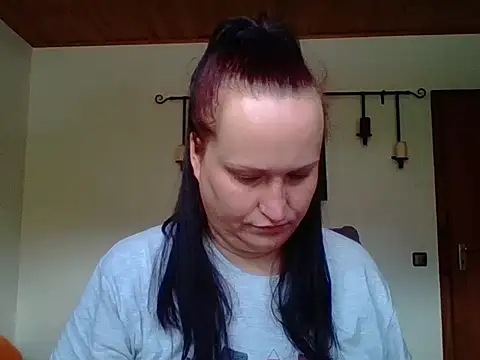 Snapshot of _squirty_cum_lady_ chatting on 09/13/25, 10:26 squirty cum lady online show from 09/13/25, 10:26
