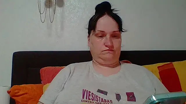 Snapshot of _squirty_cum_lady_ chatting on 06/17/26, 08:19 squirty cum lady online show from 06/17/26, 08:19
