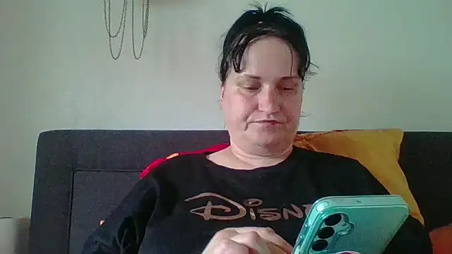 Snapshot of _squirty_cum_lady_ chatting on 06/03/26, 02:33 squirty cum lady online show from 06/03/26, 02:33