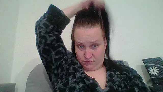 Snapshot of _squirty_cum_lady_ chatting on 11/20/25, 04:29 squirty cum lady online show from 11/20/25, 04:29