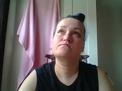 Snapshot of _squirty_cum_lady_ chatting on 03/22/25, 11:11 squirty cum lady online show from 03/22/25, 11:11