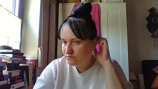 Snapshot of _squirty_cum_lady_ chatting on 06/18/26, 08:24 squirty cum lady online show from 06/18/26, 08:24