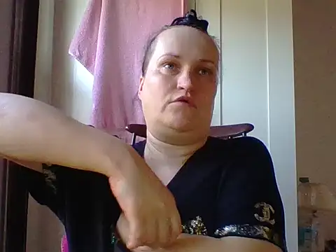 Snapshot of _squirty_cum_lady_ chatting on 03/17/25, 04:22 squirty cum lady online show from 03/17/25, 04:22