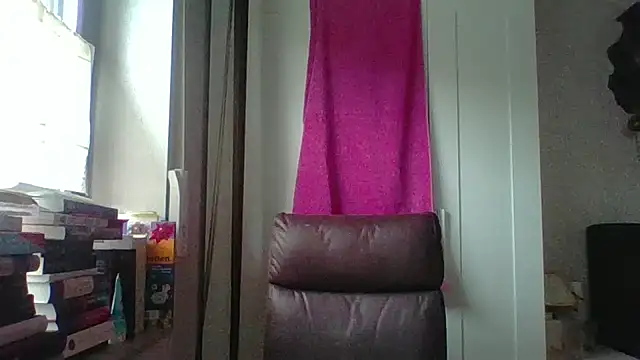 Snapshot of _squirty_cum_lady_ chatting on 06/04/26, 05:56 squirty cum lady online show from 06/04/26, 05:56