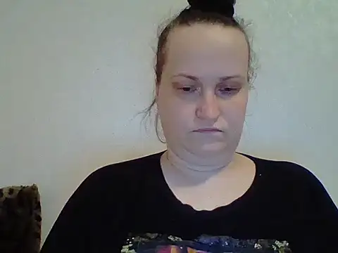 Snapshot of _squirty_cum_lady_ chatting on 03/17/25, 07:26 squirty cum lady online show from 03/17/25, 07:26