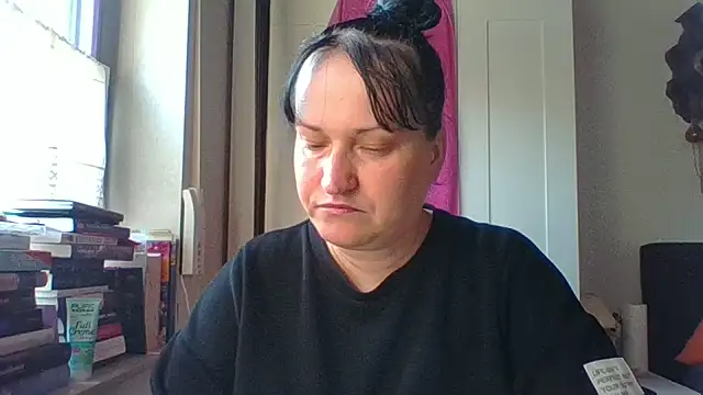 Snapshot of _squirty_cum_lady_ chatting on 06/19/26, 05:57 squirty cum lady online show from 06/19/26, 05:57