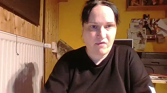 Snapshot of _squirty_cum_lady_ chatting on 06/24/26, 11:42 squirty cum lady online show from 06/24/26, 11:42