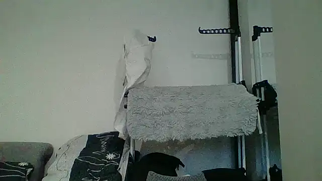 Snapshot of _squirty_cum_lady_ chatting on 11/06/25, 05:22 squirty cum lady online show from 11/06/25, 05:22