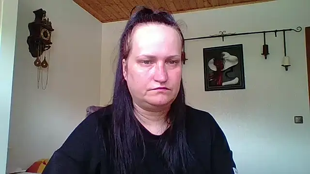 Snapshot of _squirty_cum_lady_ chatting on 09/16/25, 09:43 squirty cum lady online show from 09/16/25, 09:43