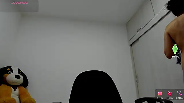 Snapshot of Amelia_Debora_Antonella chatting on 06/01/26, 01:44 Amelia Debora Antonella online show from 06/01/26, 01:44