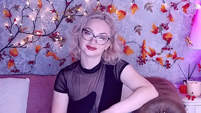 EllianaReese online show from 11/12/25, 02:59