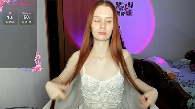 Snapshot of EmilySoul chatting on 11/13/25, 07:07 EmilySoul online show from 11/13/25, 07:07